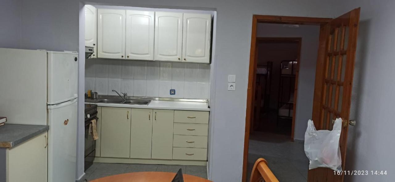 טיראנה Royal Hostel מראה חיצוני תמונה