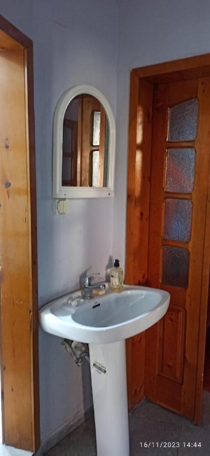 טיראנה Royal Hostel מראה חיצוני תמונה