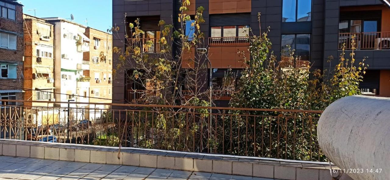 טיראנה Royal Hostel מראה חיצוני תמונה