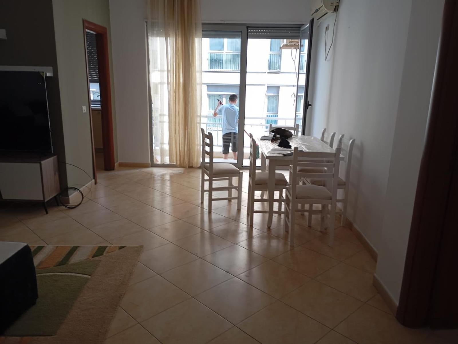 טיראנה Royal Hostel מראה חיצוני תמונה