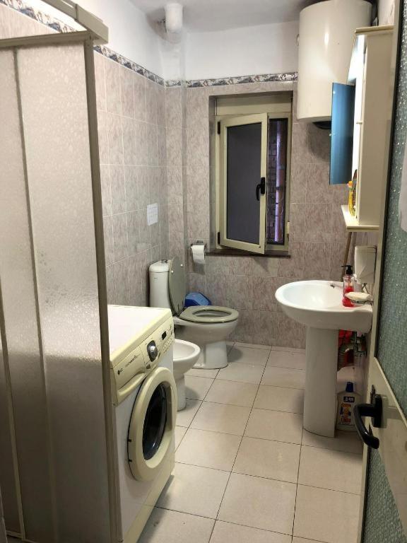 טיראנה Royal Hostel מראה חיצוני תמונה